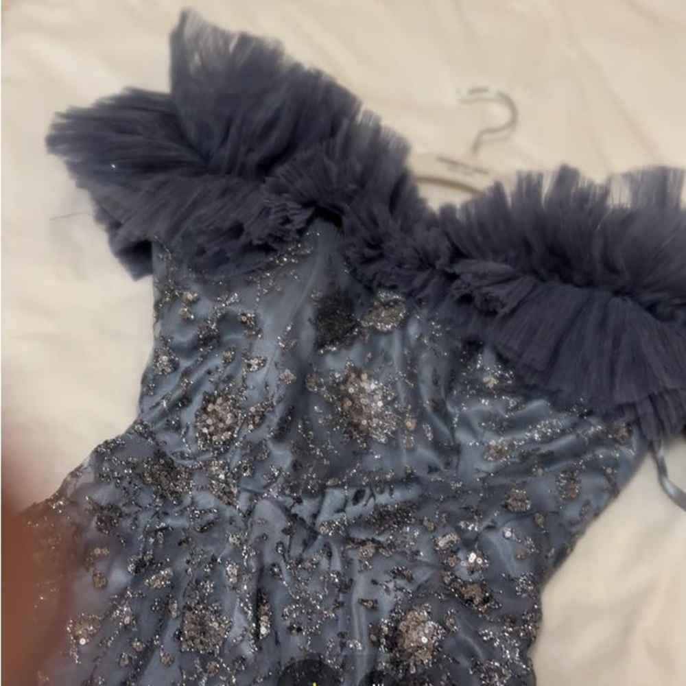 Elegant Blue Ruffled Dress with Glitter Accents